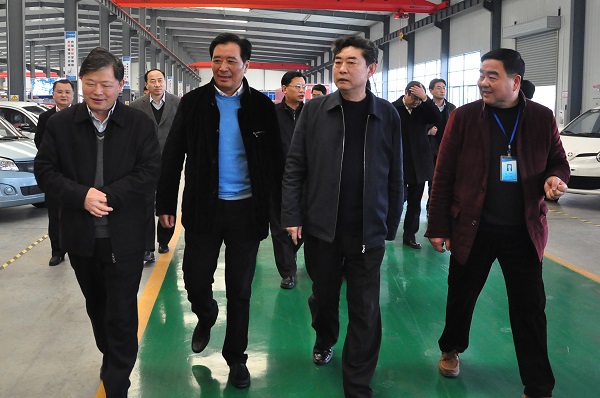 鄧向陽蒞臨天康調研指導工作
